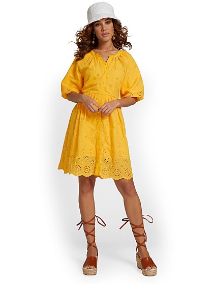 99.95 EYELET BUTTON SHIFT