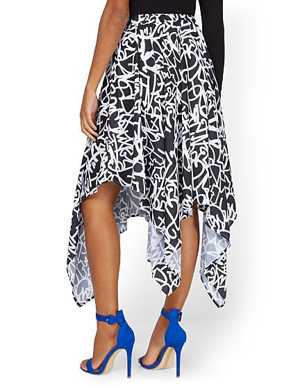 59.95 ASYM PULL ON SKIRT