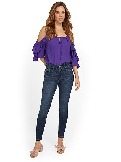 69.95 HW CURVY ANKLE-T