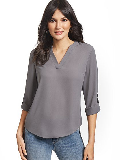 39.95 VNECK PULLOVER