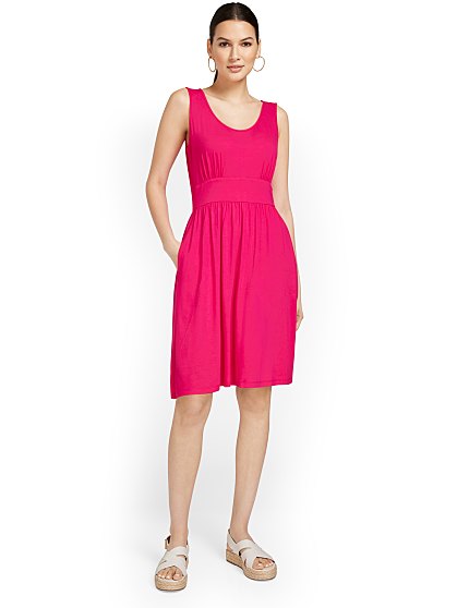 49.95 SCOOP NECK KNIT