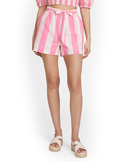 54.95 STRIPE TIE SHORT