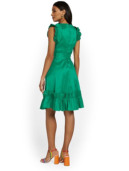 89.95 RUFFLE SLV BELTED