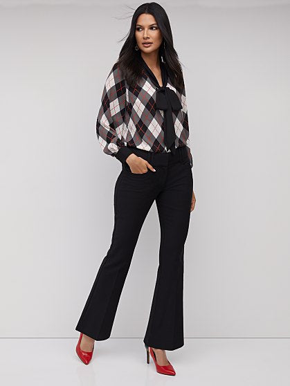 64.95 T MODERN FIT BOOT