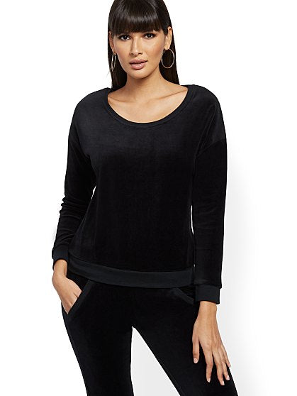 39.95 VELOUR PULLOVER