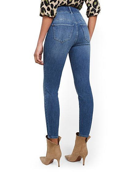 69.95 T UHW MYA ANKL VIBR