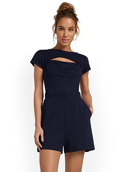 59.95 KEYHOLE ROMPER