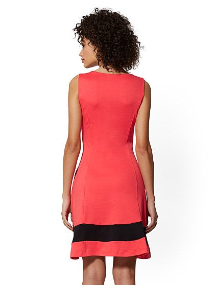 34.95 INTRLCK COLORBLCK