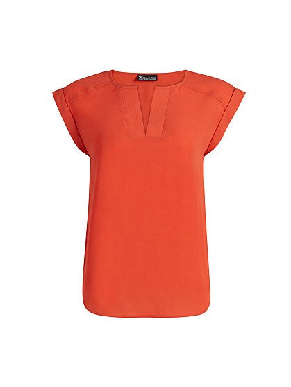 39.95 SPLIT NECK TEE SLD