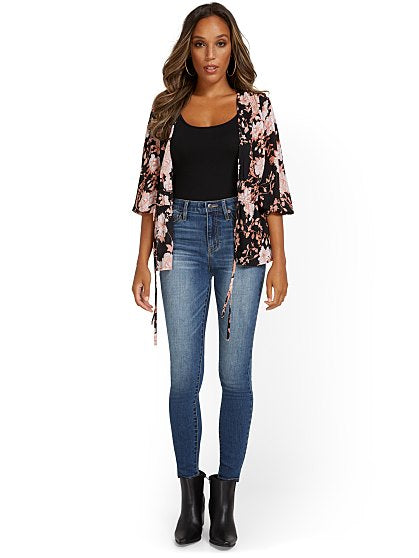 59.95 T ESSENTIAL SKINNY
