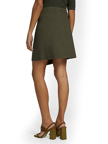 59.95 BELTED TWILL SKIRT