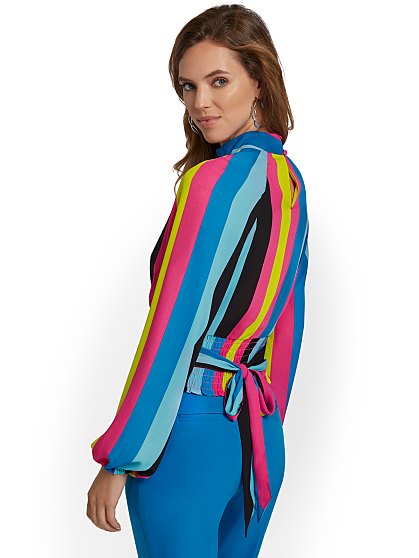 64.95 LS KEYHOLE MNECK BL