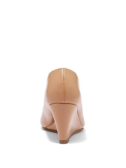 YARA WEDGE