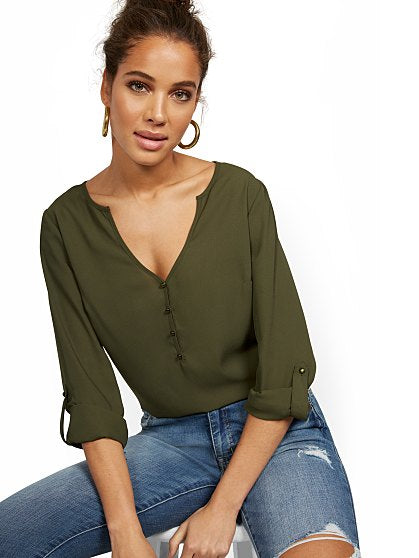 49.95 ROLL TAB BLOUSE