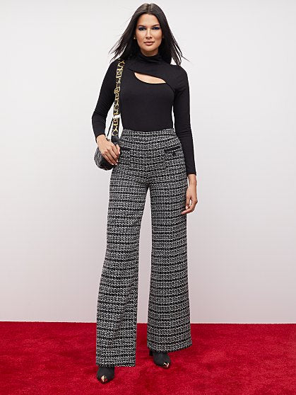 54.95 CUTOUT TRTLNK BODYS