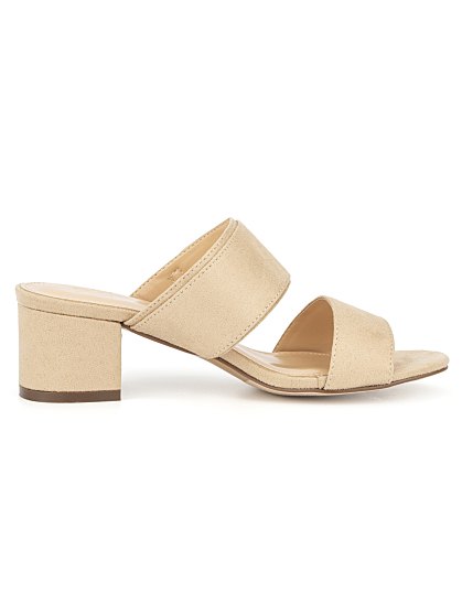 59.95 BUCKLE DETAIL HEEL