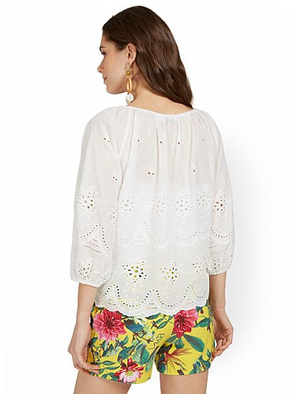 59.95 3/4 SLV EYELET TOP