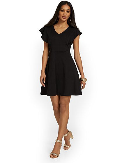 42.95 RUFFLE FRONT FLARE
