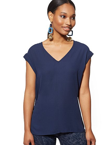 36.95 SPLIT BK TEE SOLID