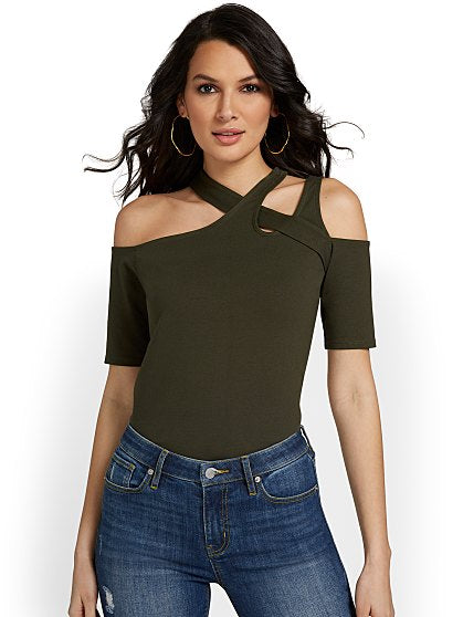 39.95 CUTOUT CITY TEE
