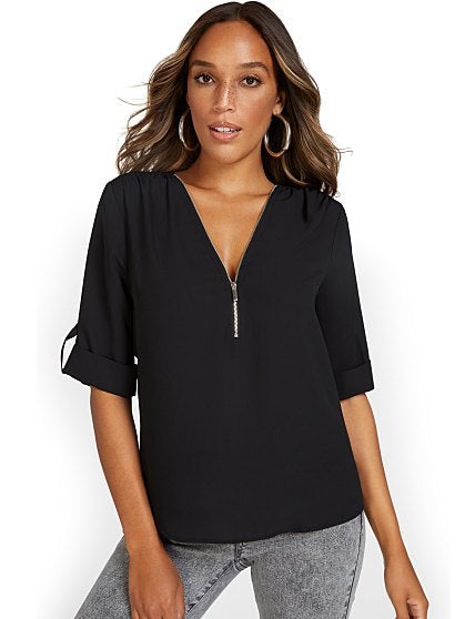 44.95 ZIPPER BLOUSE