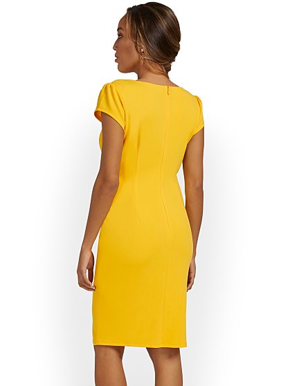 69.95 SIDE RUFFLE SHEATH