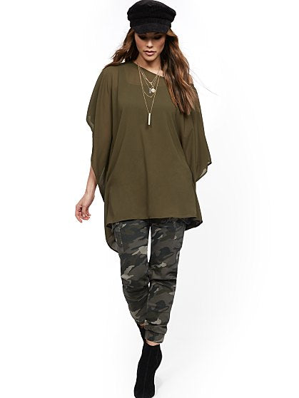 49.95 SOLID ASYM PONCHO