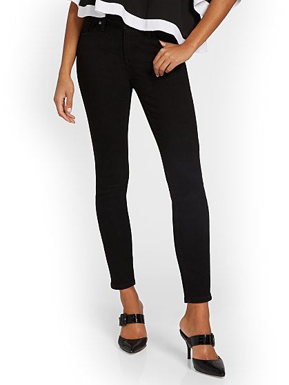 64.95 MR LEXI ANKLE - T