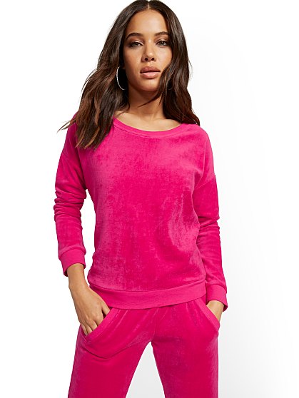 39.95 VELOUR PULLOVER
