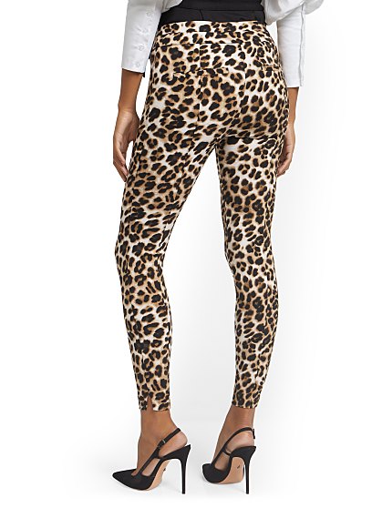 69.95 WHITNEY LL LEO T