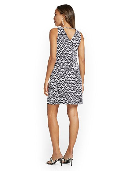 36.95 LATTICE INTLK SHIFT