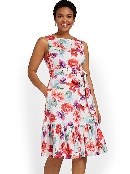 89.95 HALTER BELTED FLARE