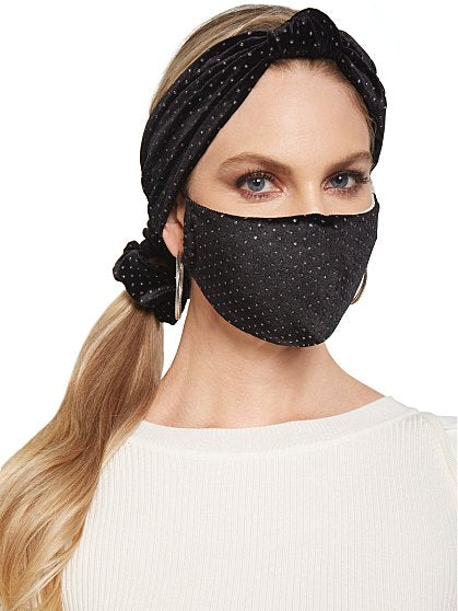 22.95 STUD MASK SCRUNCHIE