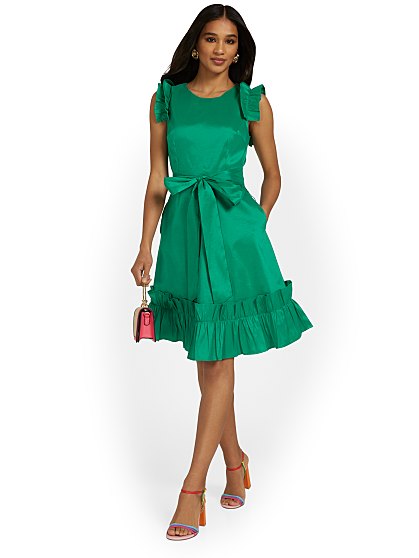 89.95 RUFFLE SLV BELTED