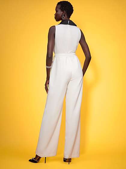 99.95 TUXEDO JUMPSUIT