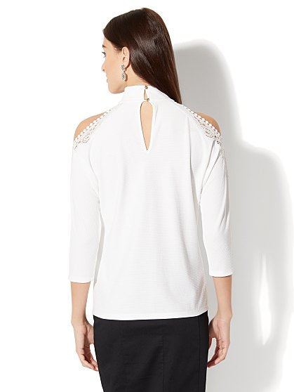 44.95 LACE CLD SHLDR