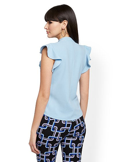 44.95 SPLIT NECK RUFFLE