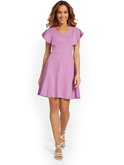 42.95 RUFFLE FRONT FLARE