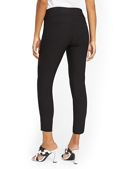 69.95 WHITNEY ANKLE ZIP
