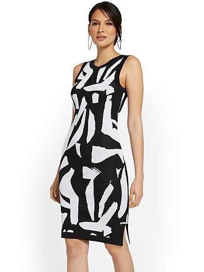 89.95 B W SWT DRESS