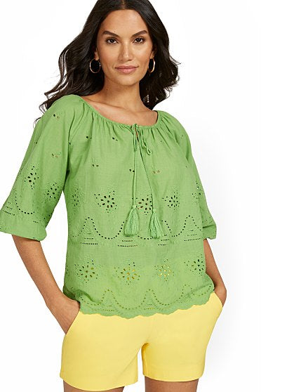 59.95 3/4 SLV EYELET TOP