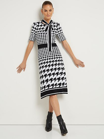 89.95 BOW NCK SWT DRESS
