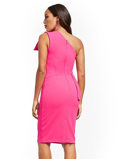 69.95 ONE SHOULDER RUFFLE