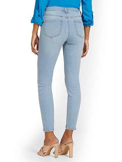 64.95 HW LEXI ANKLE - T