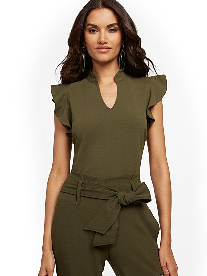 44.95 SPLIT NECK RUFFLE