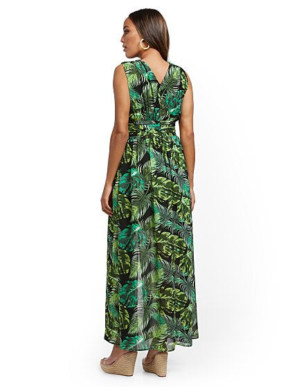 89.95 DEEP V ROMPER MAXI