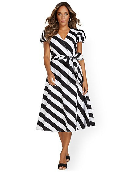 79.95  STRIPE WRAP DRESS
