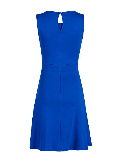 36.95 SLVLS BTN IN DRESS