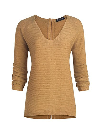 49.95 DEEP V ZIP BACK PO