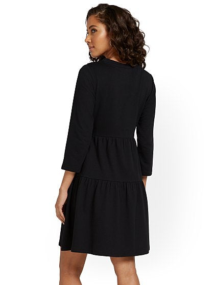 49.95  FLOUNCE SWEATSHIRT